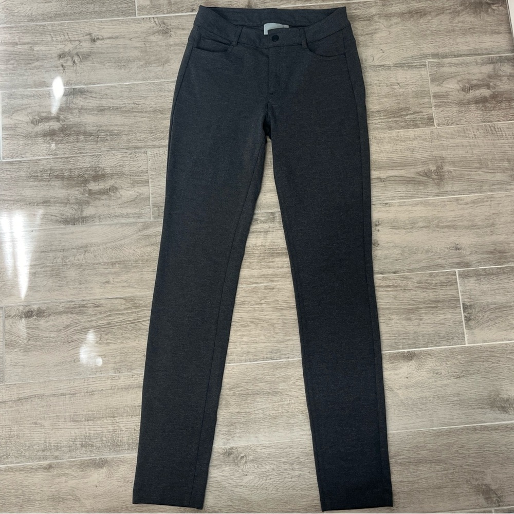 Athleta 439153 01 Button Pointe‎ Skinny Grey Pants Size 2